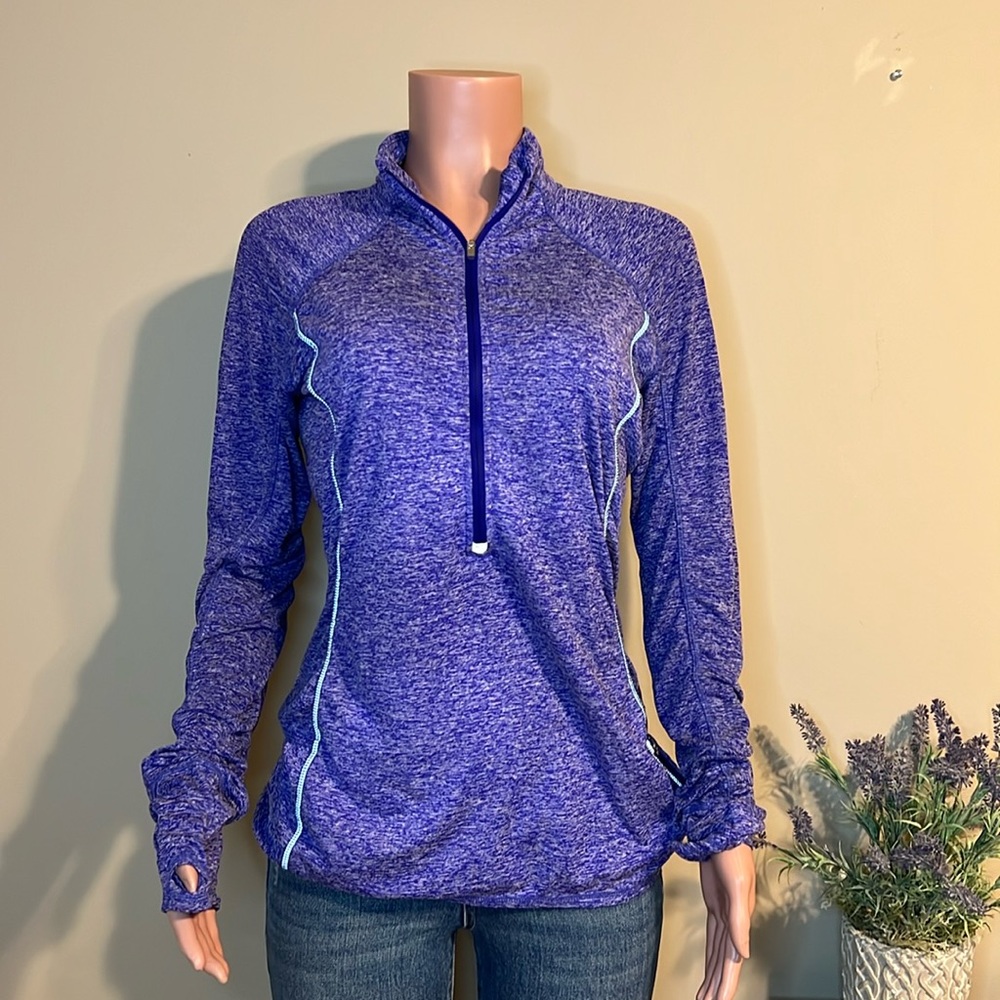 Athleta sweater
